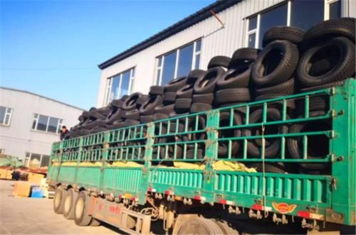 如何判斷輪胎是否需要更換？它是根據輪胎磨損來判斷的嗎？
