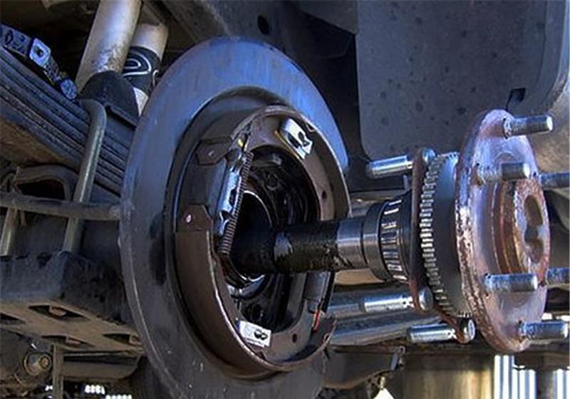 車身晃動(dòng)，這三個(gè)地方可能有