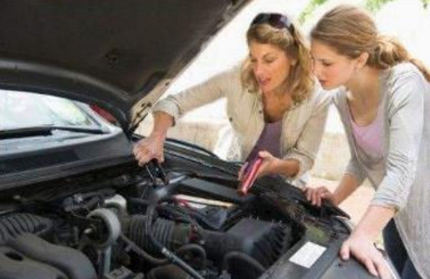 這輛車多久保養一次？
