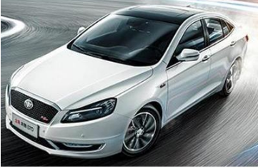 新車保養(yǎng)了多少公里，新車用