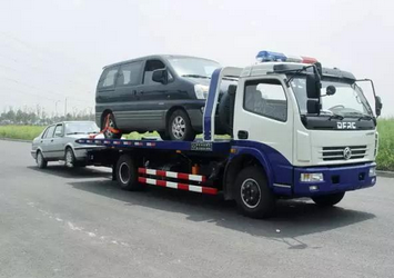 當汽車拋錨時，拖車需要注意什么
