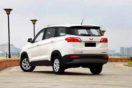 [車LOGO]明明是百萬豪車，卻非