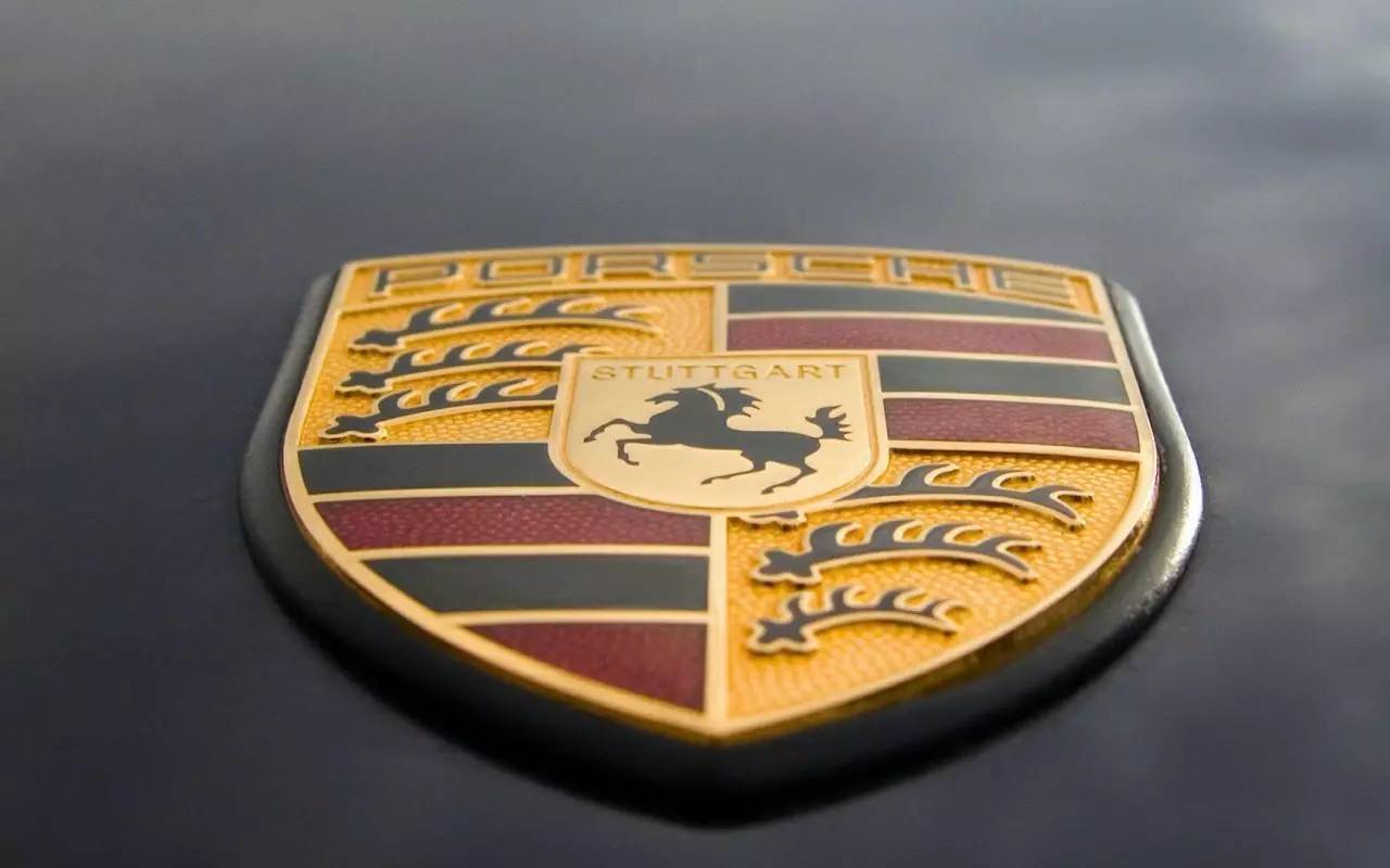 全球較美的十大車標，苐yi名不服不行