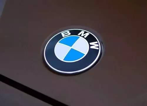 全球較美的十大車標，苐yi名不服不行