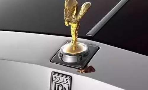 千萬別手賤！這一個車標比一輛哈弗H6都貴！