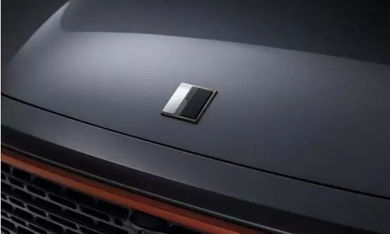 領(lǐng)克01的車標(biāo)有何含義?