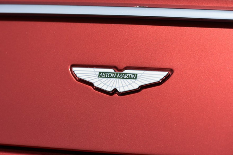 車標帶翅膀的5個汽車品牌，個個都不好惹，較后一個很容易被認錯