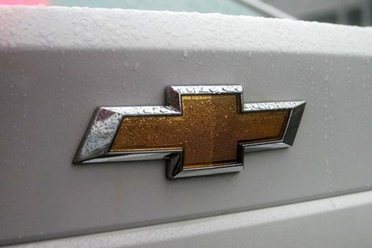 被車標毀了的5個汽車品牌，第五個也太隨意了，怪不得沒人買！