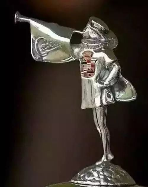 這些車標，認識3個，您絕對就是老司機 !