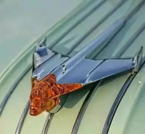 這些車標，認識3個，您絕對就是老司機 !