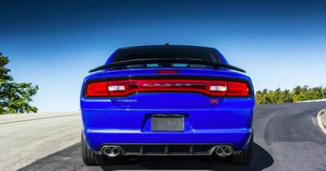 教你認車&mdash;&mdash;車標它是一個頭，不是馬來不是牛