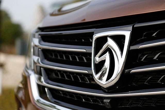 國產車標越丑越火? 這8款高逼格的車標, 在國內一個比一個慘!