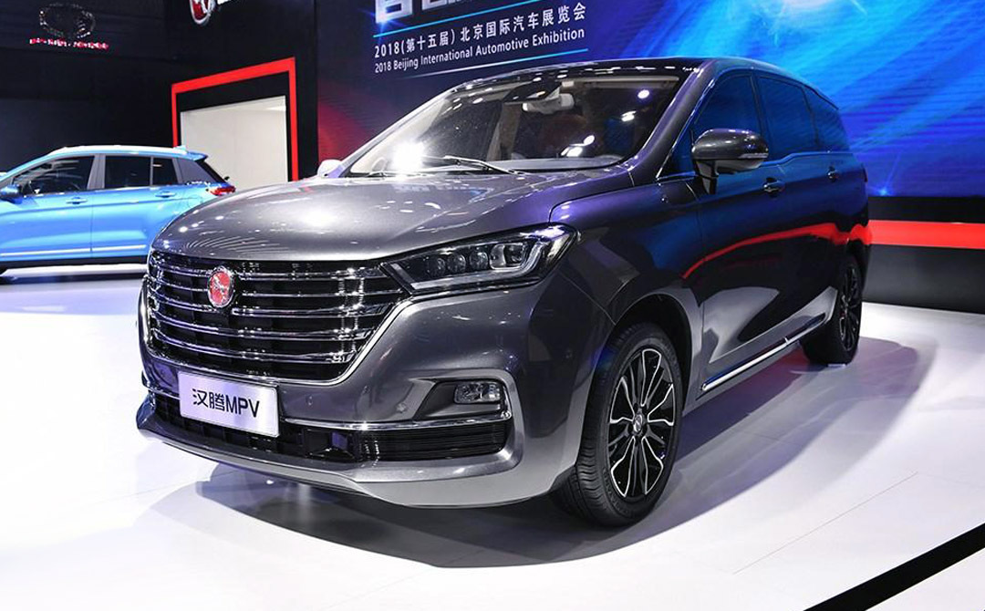 國產較新MPV神車，車標帶一匹馬！看了外觀內飾寶駿甘拜下風