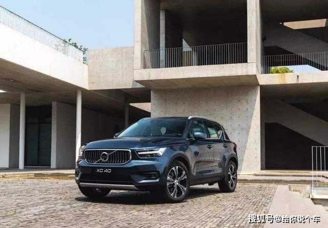 車標就值十萬的3款豪華SUV，網友：以后買車要繞著走