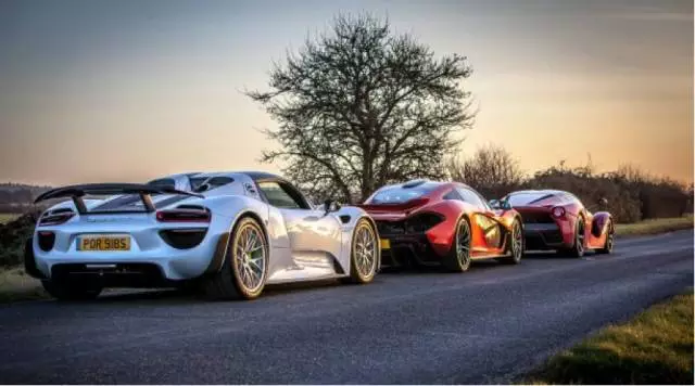 車標就能換寶馬，千萬級的車長啥樣？