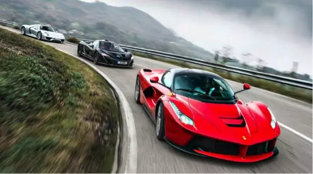 車標就能換寶馬，千萬級的車長啥樣？