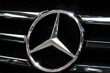 因為兩個車標太像，奔馳告了它5次全敗，奔馳：算你厲害，惹不起