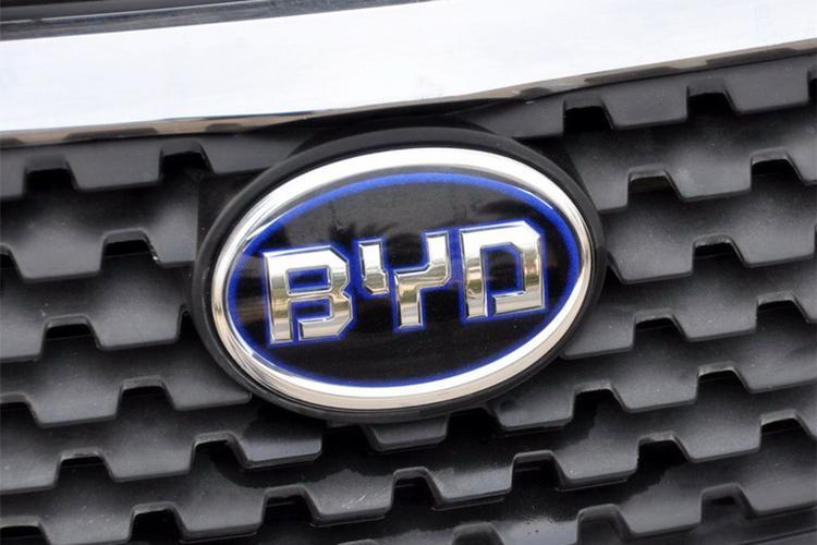 被車標拖累了的5個汽車品牌，比亞迪排苐yi，圖五比竇娥還冤！