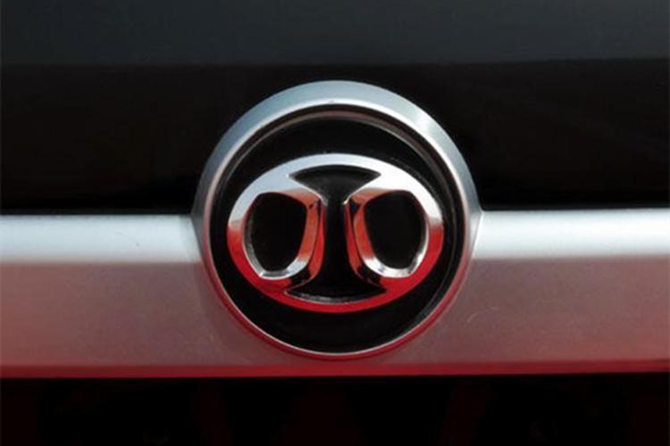 被車標拖累了的5個汽車品牌，比亞迪排苐yi，圖五比竇娥還冤！