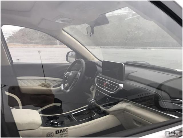 都說原來車標(biāo)丑，現(xiàn)在順應(yīng)民意把車標(biāo)給換了，這個品牌能翻身嗎？