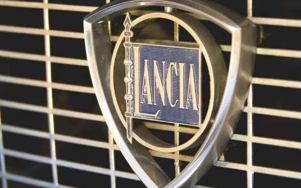 設(shè)計(jì)較好的8個(gè)車標(biāo)！每個(gè)車標(biāo)背后都有一個(gè)故事