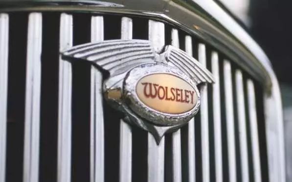 設(shè)計(jì)較好的8個(gè)車標(biāo)！每個(gè)車標(biāo)背后都有一個(gè)故事