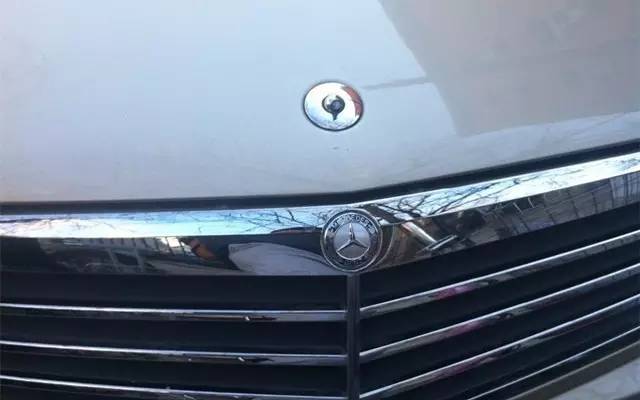 立體車標幾乎消失，原因就這么簡單！