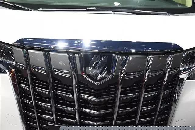 豐田旗下有12個車標，認識4個算正常，6個以上才敢說是豐田鐵粉