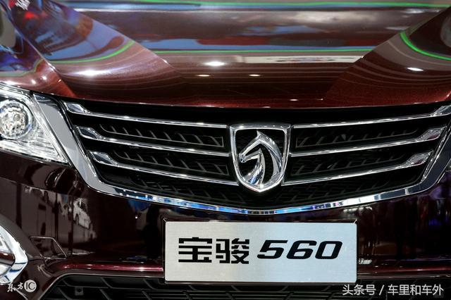 法拉利、保時捷、福特野馬、寶駿車標上的馬兒有什么不同？