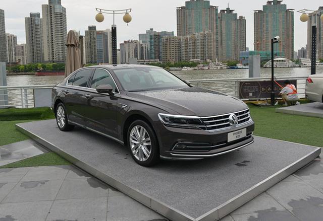 被車標害了的豪車，價格跌至10萬，性能優越，卻沒人識貨