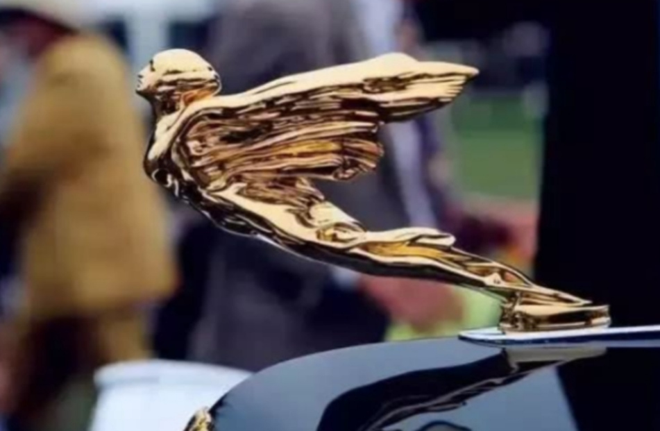 &ldquo;站&rdquo;在車頭的車標(biāo)，認(rèn)出&ldquo;飛天女神&rdquo;沒難度，全認(rèn)識(shí)的是豪車女神