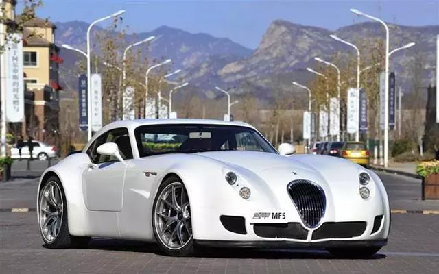 全球十大豪華車標，你見過6個算及格，全認識才算老司機