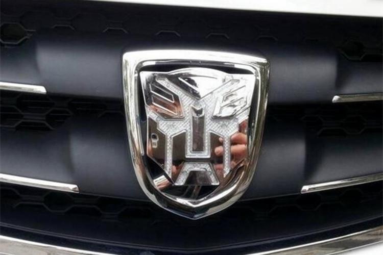 這5個(gè)車標(biāo)太丑了，網(wǎng)友紛紛建議換標(biāo)，連圖案都設(shè)計(jì)好了！