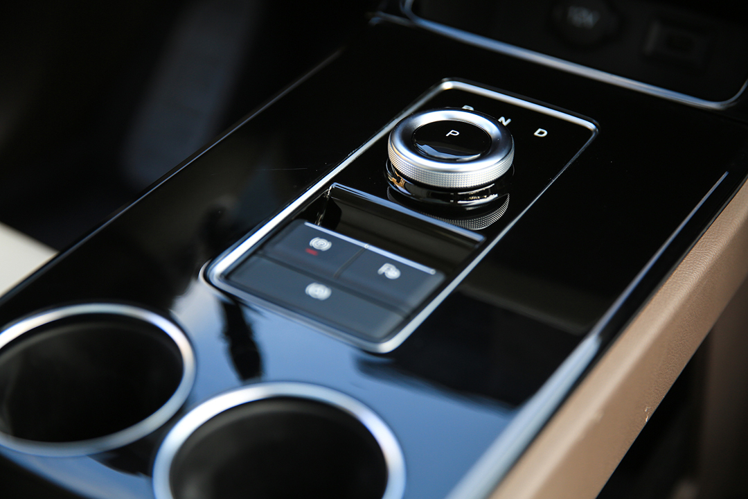 車標都沒幾個人認識，全新國產SUV敢賣20來萬，果然有點貨！