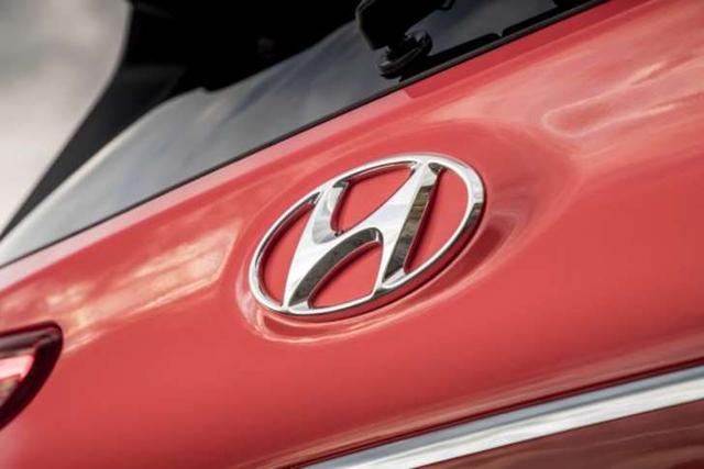 10個(gè)車標(biāo)背后隱藏的意義 現(xiàn)代的標(biāo)志竟是代表兩個(gè)人在握手