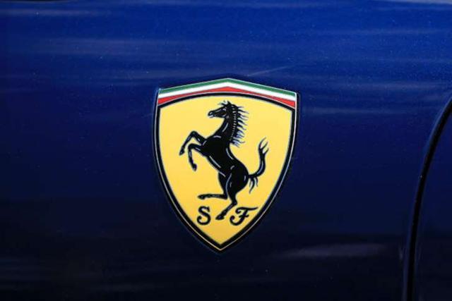 10個(gè)車標(biāo)背后隱藏的意義 現(xiàn)代的標(biāo)志竟是代表兩個(gè)人在握手