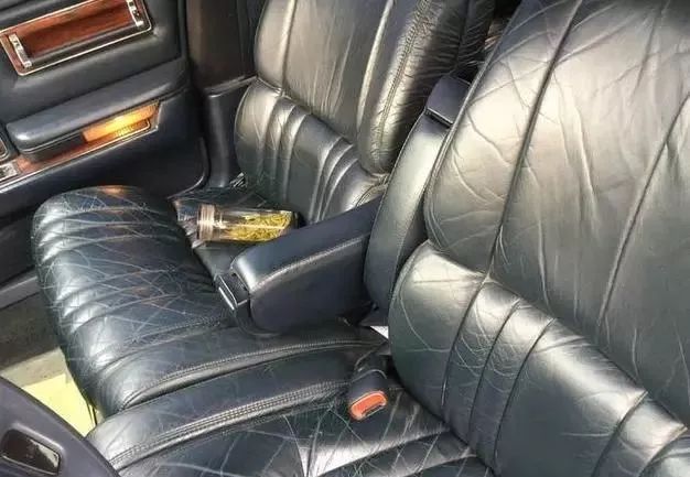 分享|車標是五角星，當年也是豪車，卻因外型不受國人待見！