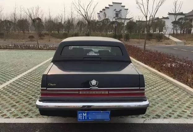 分享|車標是五角星，當年也是豪車，卻因外型不受國人待見！