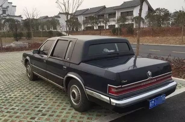 分享|車標是五角星，當年也是豪車，卻因外型不受國人待見！