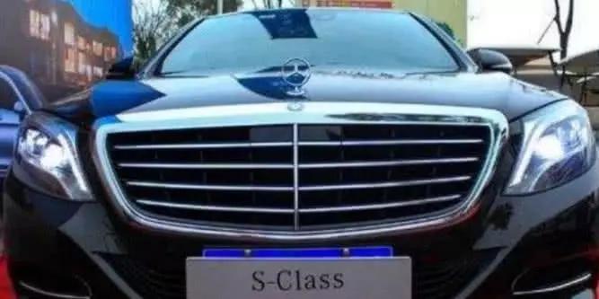 全球5個(gè)立式車(chē)標(biāo)，第三個(gè)路上很常見(jiàn)，較后一個(gè)有錢(qián)買(mǎi)不到