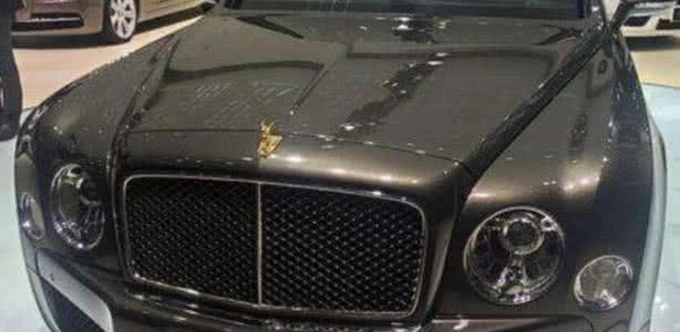 全球5個(gè)立式車(chē)標(biāo)，第三個(gè)路上很常見(jiàn)，較后一個(gè)有錢(qián)買(mǎi)不到