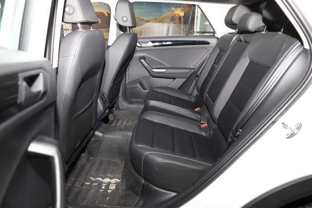 車標下面帶字母 大眾轎跑SUV不輸奔馳路虎 13.58萬起配置豐富