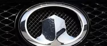 漲姿勢！每個車標背后的涵義是什么？寶馬車標的涵義還真不是藍天白云！