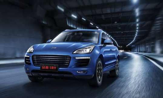 國產又出神車：外觀仿路虎，車標仿長安，名字仿奧迪！臉皮是真厚