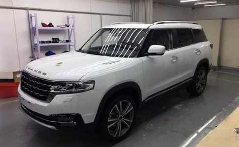 國產又出神車：外觀仿路虎，車標仿長安，名字仿奧迪！臉皮是真厚