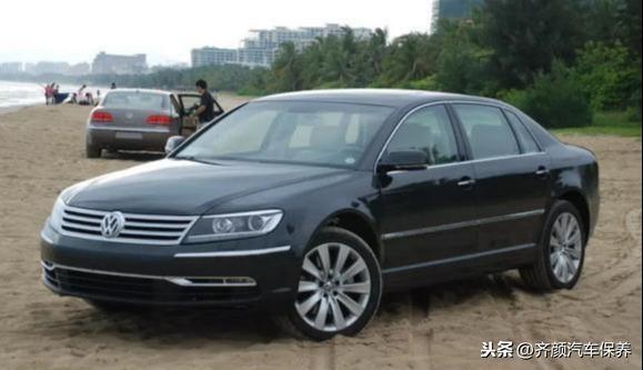 外觀低調車標普通的3款豪車，較后一輛常被人誤會成10幾萬的國產