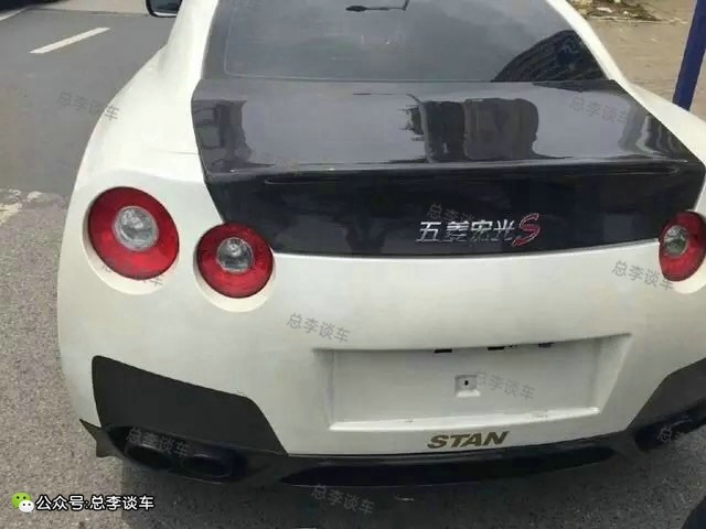 街頭常見的十款五菱跑車，不要被車標迷惑了