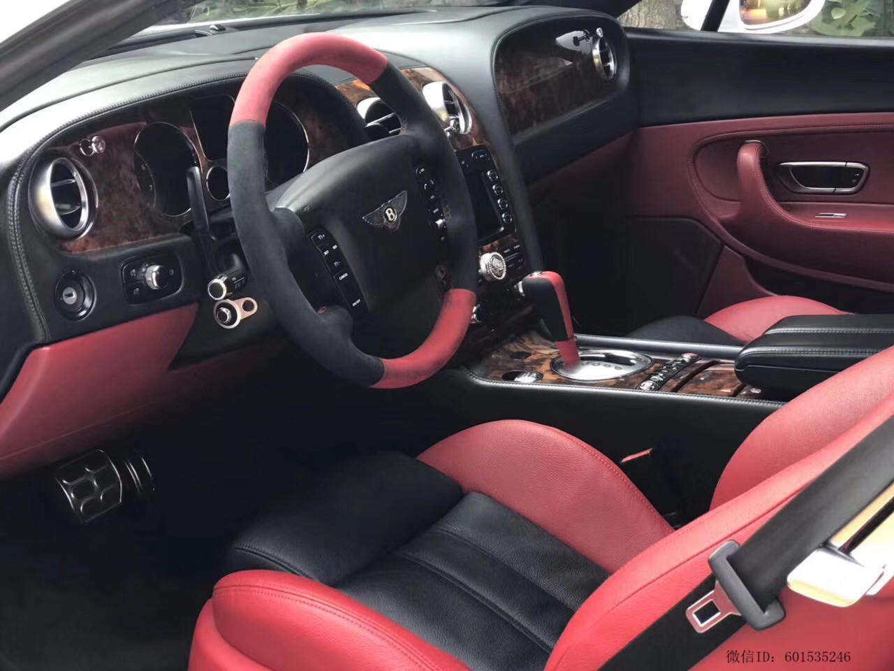 車標值200萬, 內飾值100萬, 38萬還買什么奔馳寶馬奧迪? 選他準沒錯。