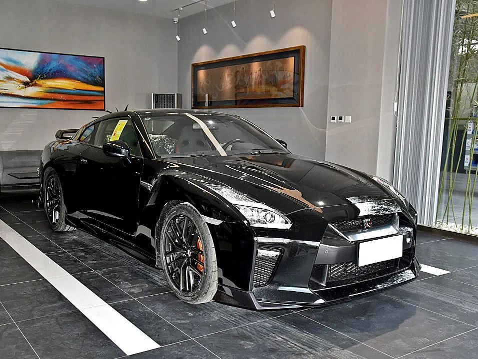 這些被車標耽誤的豪車可真冤