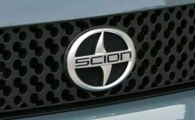 豐田擁有10個車標，你認識幾個？